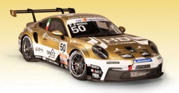Fenici rinnova colori e ambizioni nella Carrera Cup Italia