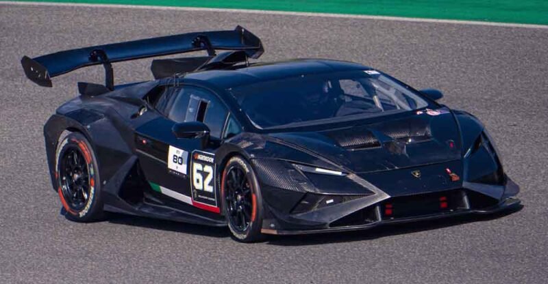 Mariani al via del Supersport GT 2025 all'esordio su Lamborghini