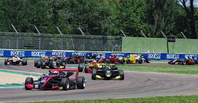 Monza apre la stagione 2025 del Formula Trophy