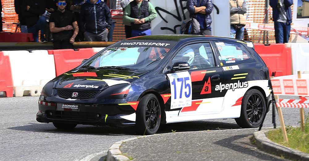 Paolo Venturi a podio in Vallecamonica