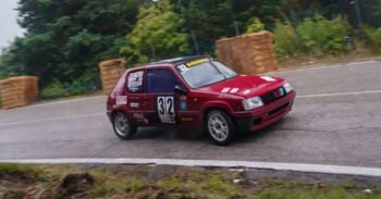 Valenti su Peugeot alza la Coppa Faro Pesaro sotto la pioggia