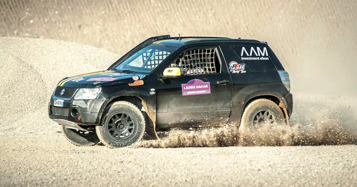 Ladies Dakar Cross Country su Suzuki Vitara Turbo Diesel durante i test pre gara